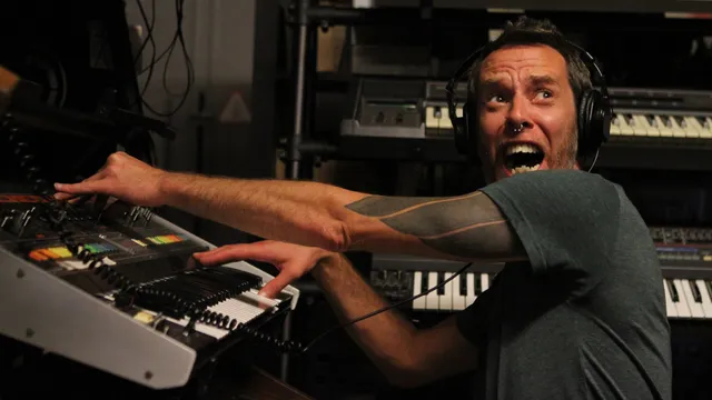 T Raumschmiere in Studio Stekker