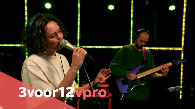 Sterre Nacca en CRZE 3v12 radio