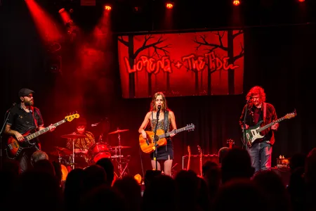 Lorena And The Tide