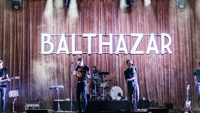 Balthazar op Lowlands '13 in de Alpha
