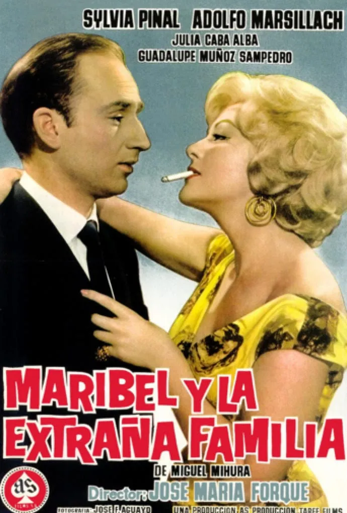 Maribel y la extrana familia poster