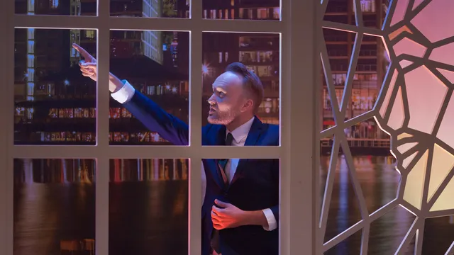 Arjen achter de schermen