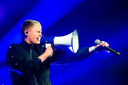 Sad Night Dynamite op BKS22