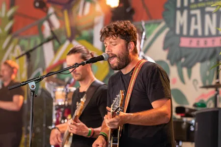 Miller en The Tone Machine