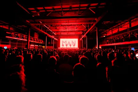 Kraftwerk in Klokgebouw Eindhoven