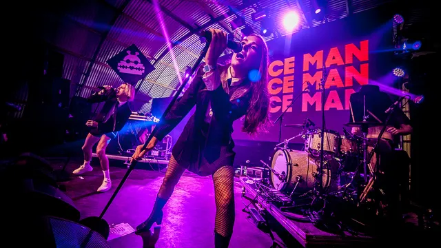 Confidence Man in de X-Ray op Lowlands 2018
