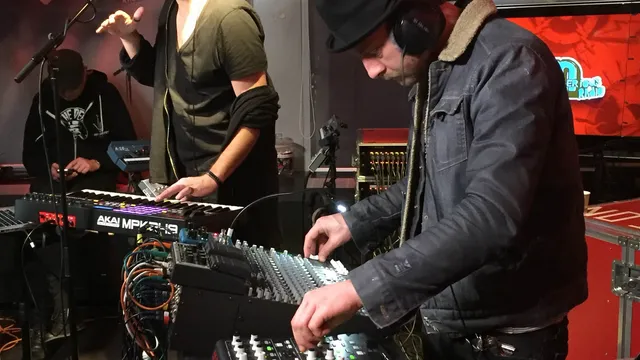 Haty Haty live op de Speelplaats