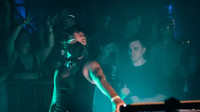 Awakenings Hard Opening ADE25