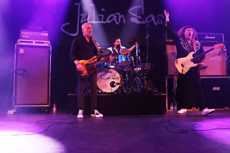 Julian Sas