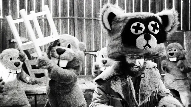 Still uit de film Hundreds of Beavers