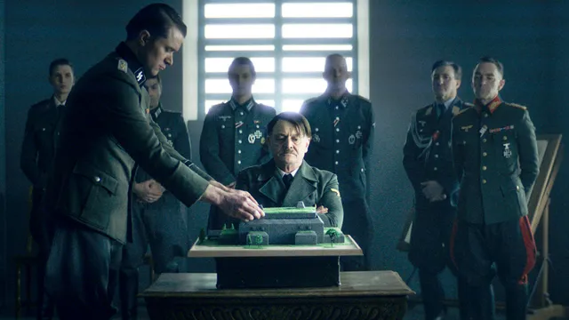 Mike Reus als Hitler