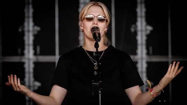 London Grammar live op Lowlands 2025