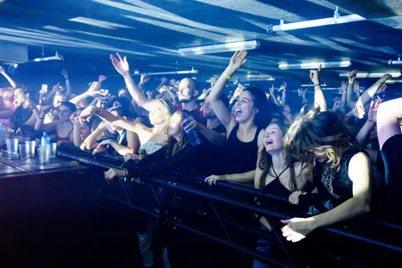 Publiek bij Job Jobse tijdens Audio Obscura in RAW Factory / ADE21