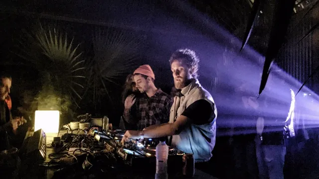 Red Axes op Life & Death