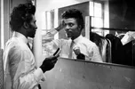Little Richard – am 5. Dezember 1932 in Macon, Georgia, geboren – zeigte schon früh Interesse an Musik und begann in örtlichen Gospelchören zu singen.