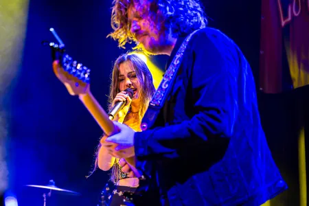 Lorena And The Tide