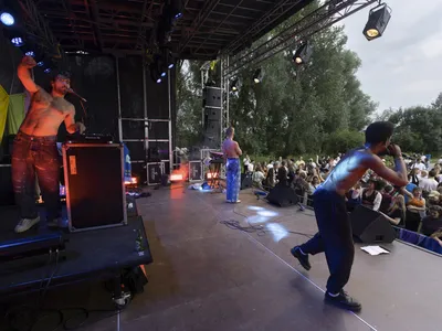 Rens Jair & Ome Uncle