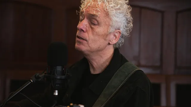 Spinvis (Photo by Matthijs van der Ven for The Influences)