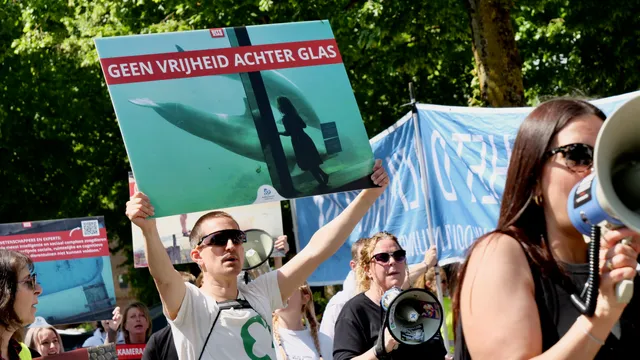 Empty the Tanks-protest in Harderwijk 9 mei 2026