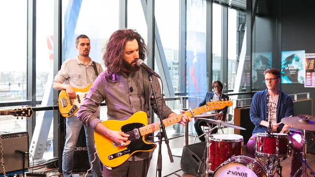 Singer songwriter Faarjam