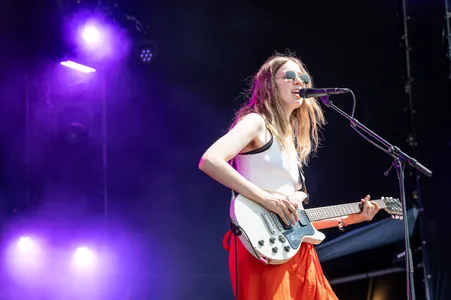 The Big Moon op Stage Four tijdens Pinkpop 2023
