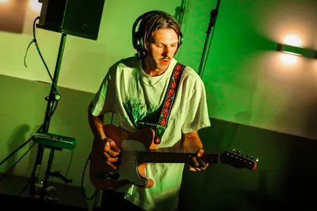 Mood Bored @ Volver Studio