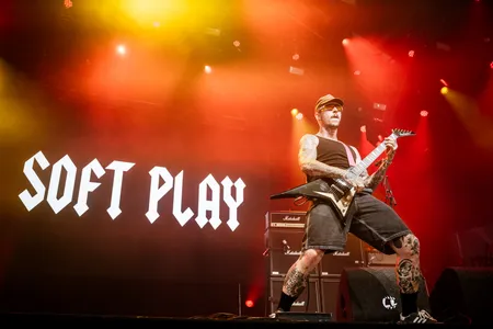 Soft Play in de India op Lowlands 2024