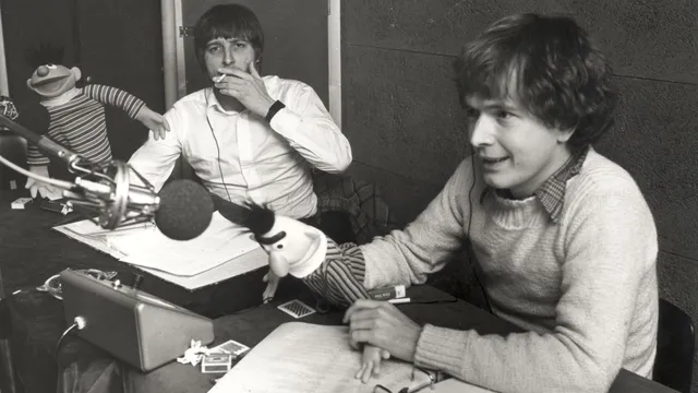 Paul Haenen en Bert, Wim T. Schippers en Ernie, zwart-wit foto