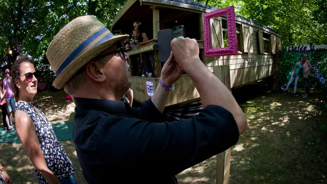 Beeld uit wat liefde is!