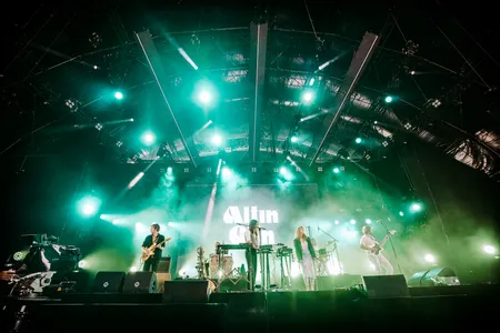 Altin Gün live in de Bravo op Lowlands 2022