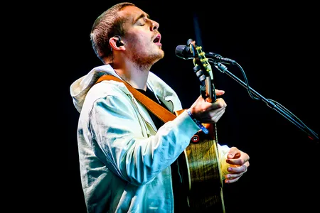 Dermot Kennedy op Lowlands 2019