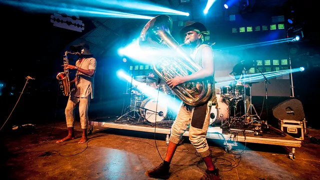 Sons of Kemet in de X-Ray op Lowlands 2018