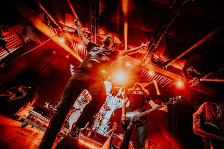 Terzij de Horde op Lowlands 2026