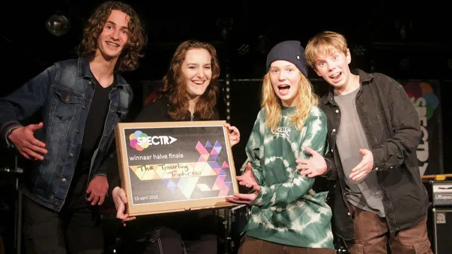 The Travelling trashcans