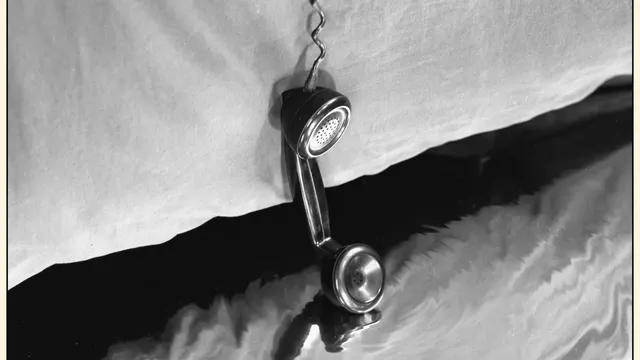 PEER - When The Lights Go Down