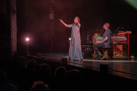 Nynke Laverman in de Harmonie