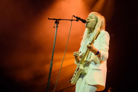 Amber Arcades op Best Kept Secret Festival 2017 Stage Two