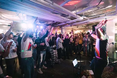 Woezels tijdens 10 jaar Koffie Leute @ Bar Bolsjewiek
