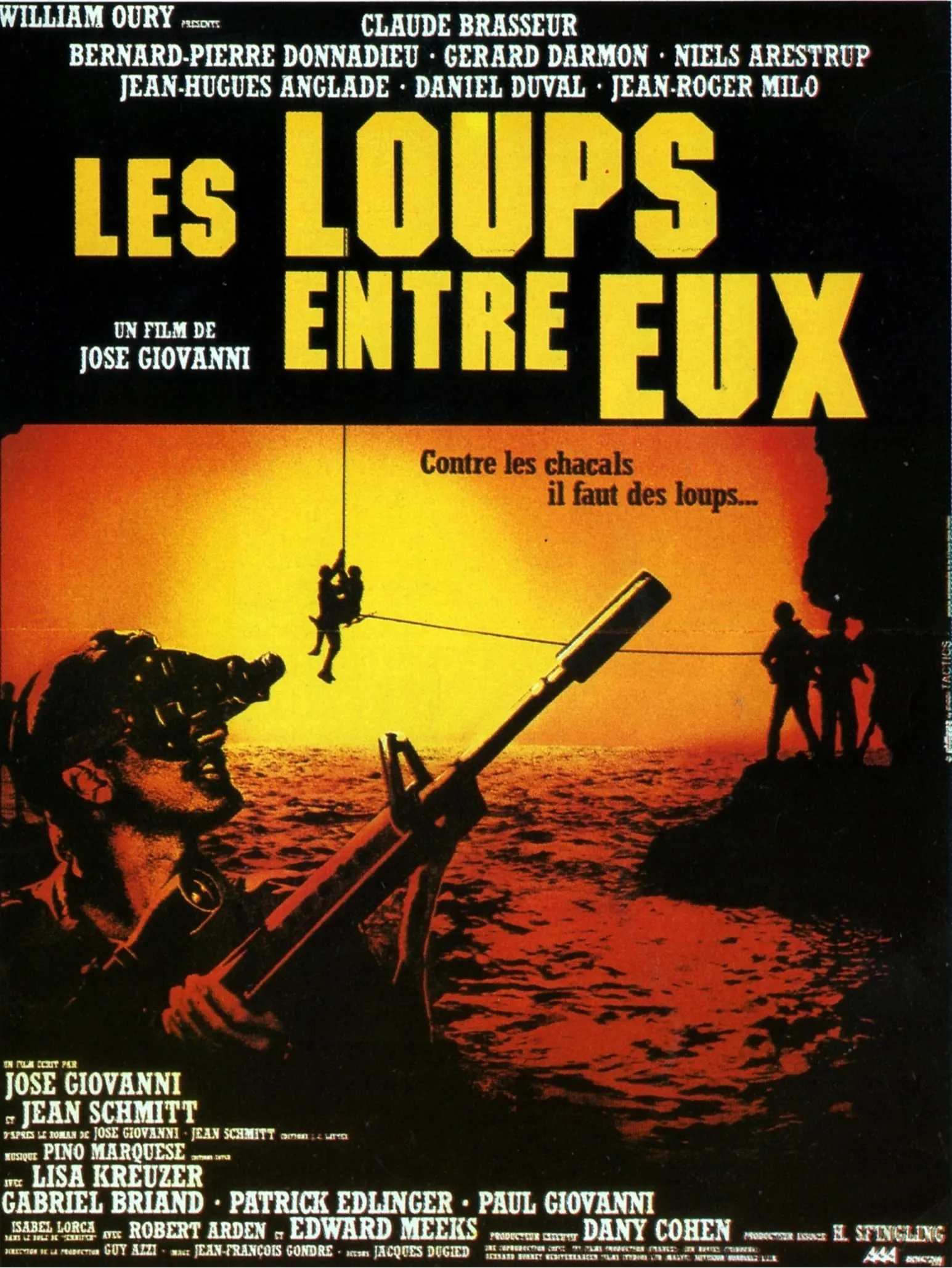Les loups entre eux poster