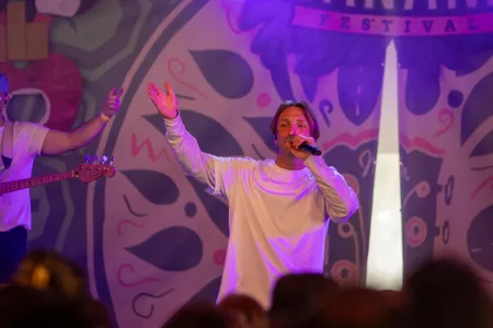 Habla De Mi En Presente