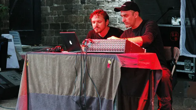 Francisco Lopez en Richard Francis