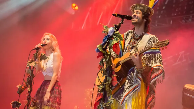 Crystal Fighters op Pinkpop 2017