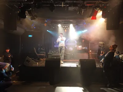 Drowsu bij de Op de kaart-talkshow