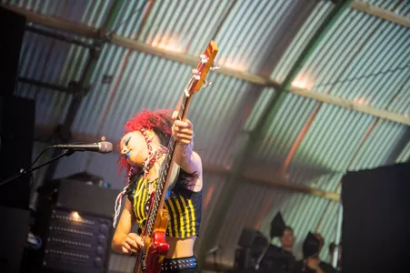 Nova Twins in de X-Ray op Lowlands 2022