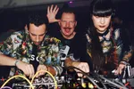 Joost van Bellen met Miss Kittin en Djedjotronic