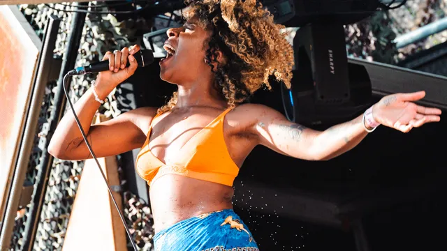 Charlotte Adigery op Best Kept Secret 2019