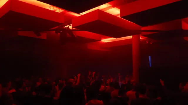 Plafond Shelter, ADE 2016