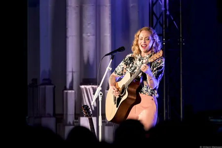 Anneke van Giersbergen