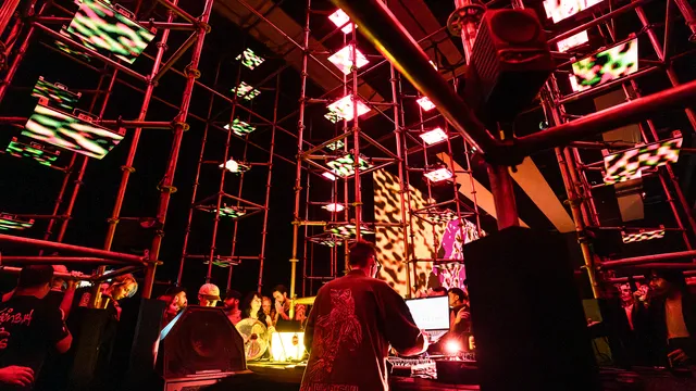 Visual Frequencies @ Nxt, ADE25