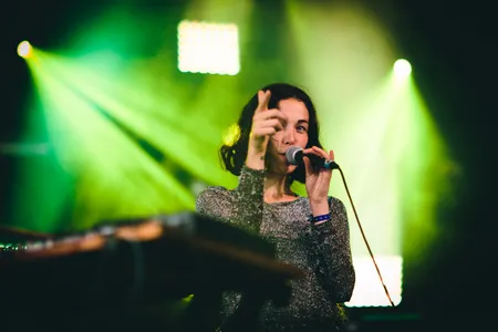 Kelly Lee Owens live op Best Kept Secret 2017 Stage Three